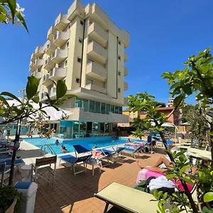 Apogeo - Breakfast Experience *** Rimini