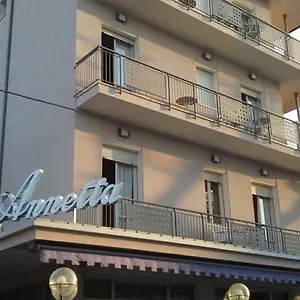 Annetta *** Rimini